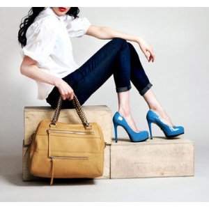 Balenciaga & More Designer Handbags & Accessories On Sale @ Gilt