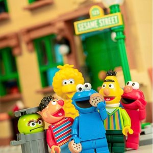 LEGO IDEAS 123 Sesame Street 21324