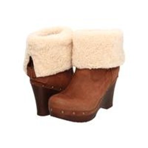 UGG Men's, Women's and Kid's Boots, Shoes, Bags and etc @ 6pm