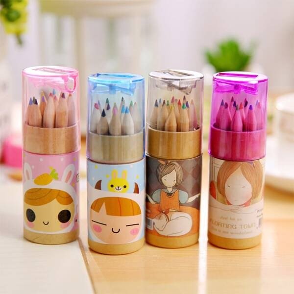 1box Random Color Cartoon Pattern Mixed Color Colored Pencils For Drawing