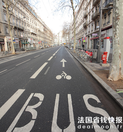 178454-ez-piste-cyclable-403x433