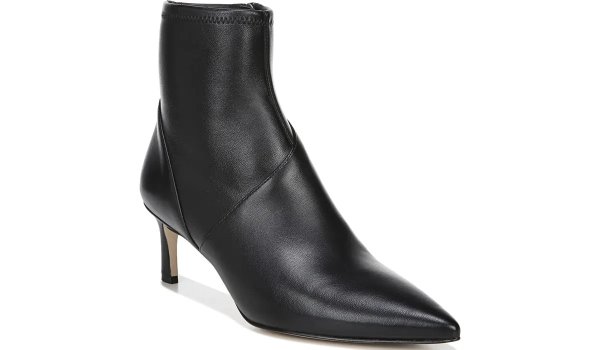 .com | 27 EDIT 27 Edit Franca in Black Leather Boots