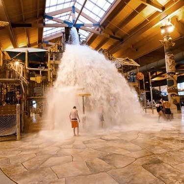 Stay with Daily Water Park Passes at Great Wolf Lodge Traverse City in Michigan
