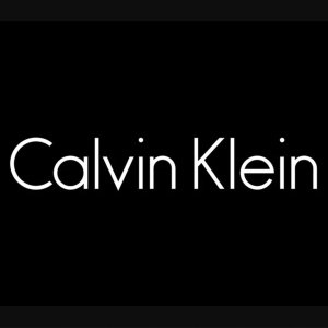 Calvin Klein官网 季中大促 £38就收博主同款超慵懒LogoT恤