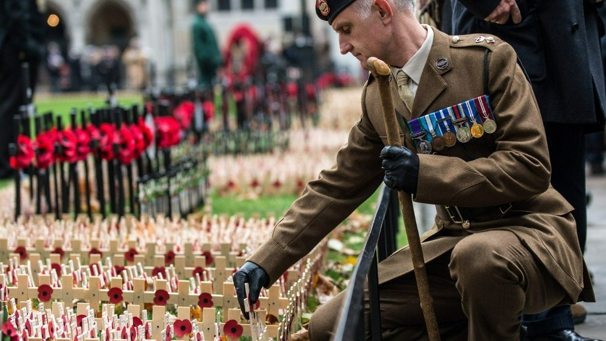 英国国殇纪念日Remembrance Day - 为什么要佩戴小红花