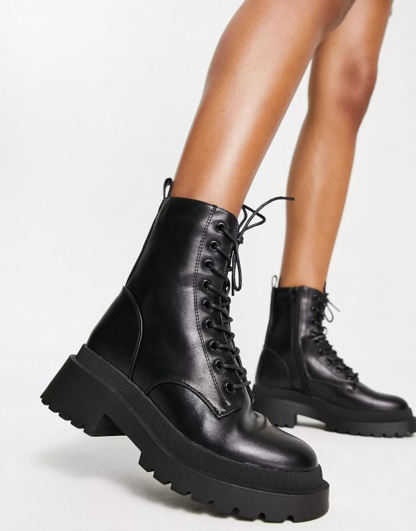 flat high ankle lace-up boots in black