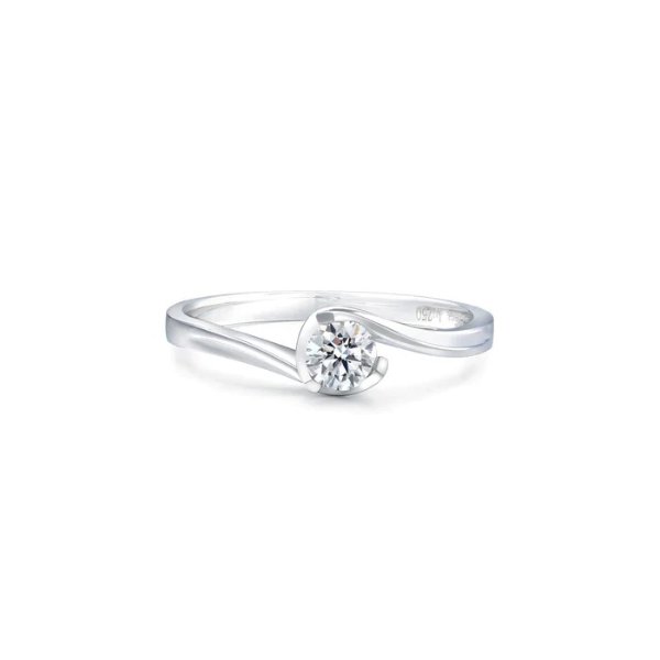 Daily Luxe 18K White Gold Diamond Ring | Chow Sang Sang Jewellery eShop