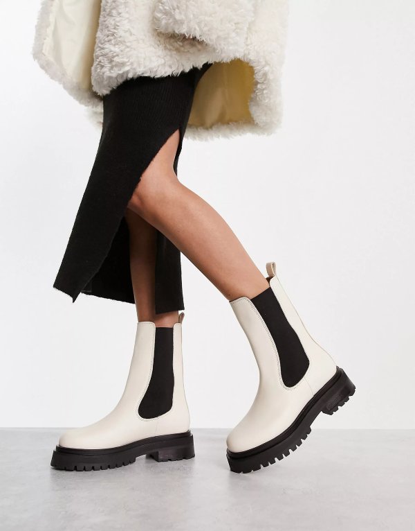 leather pull on chunky boots in white
