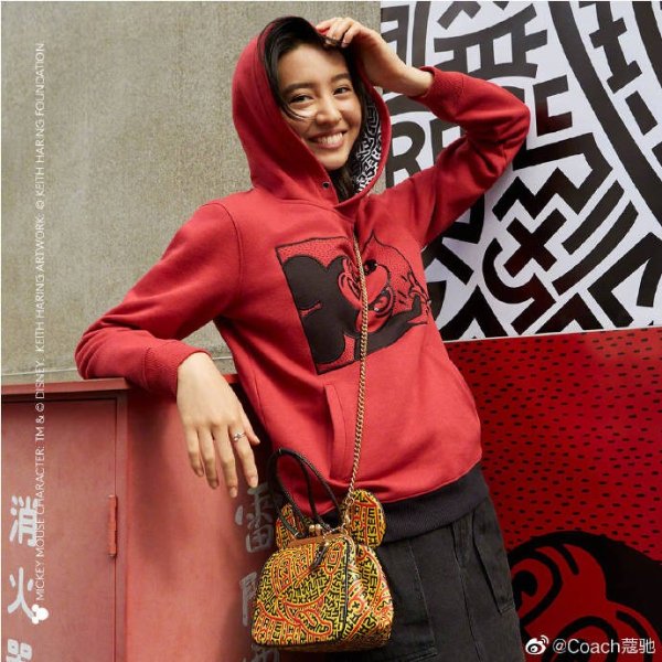  Mickey Mouse X Keith Haring 连帽卫衣