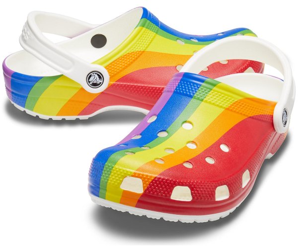 彩虹洞洞鞋