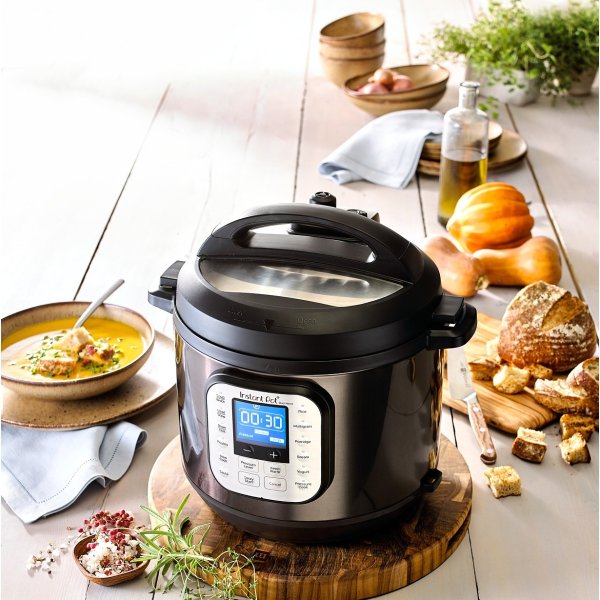 Duo Nova Black Stainless Steel 6-Qt. 7-in-1 One-Touch Multi-Cooker