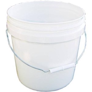 Encore 2加仑白色塑料桶