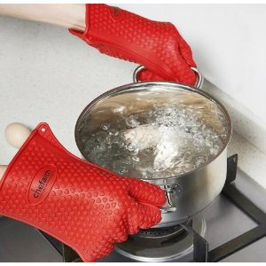Chefaith Silicone Oven Mitts, Pot Holder for Cooking, Baking, Barbeque (BBQ), Smoking