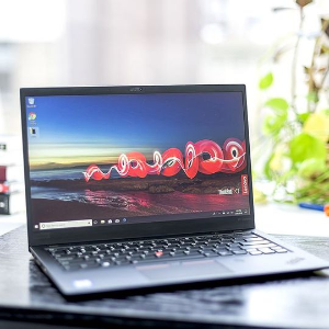 Lenovo ThinkPad X1 Carbon 6th Gen Laptop