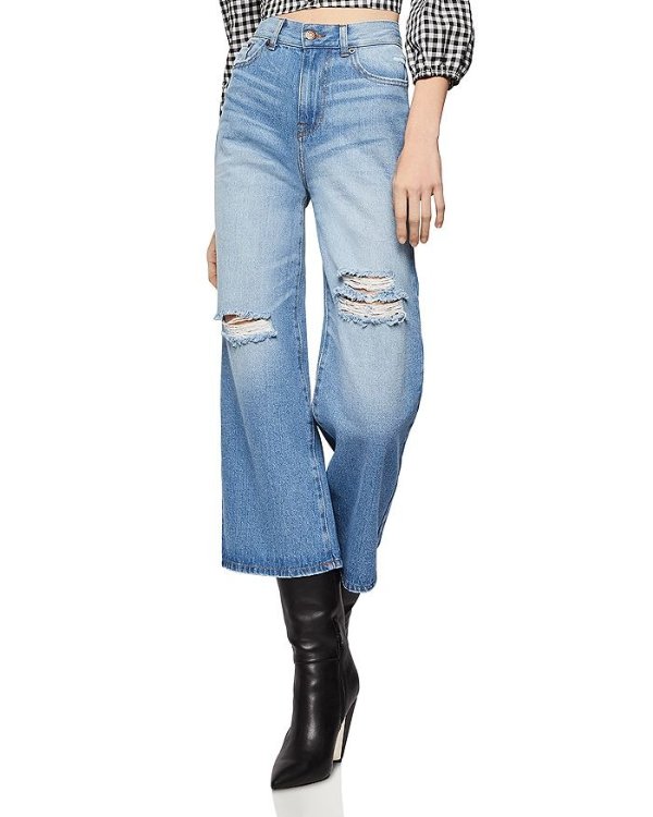 Distressed Cropped Jeans in Destructed