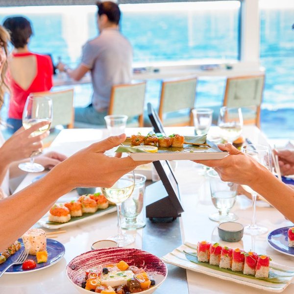 norwegiancruiseline_54513825_596377764196188_4667951122277845717_n.jpg