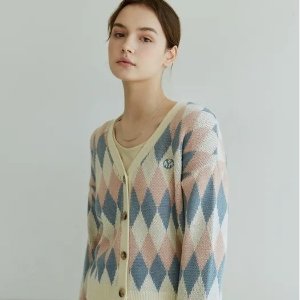 WConcept SEASON TO SEASON Clothing Sale