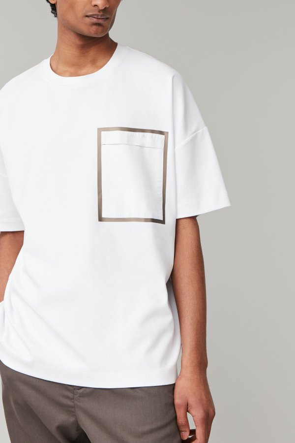OVERSIZED T-SHIRT WITH PATCH POCKET