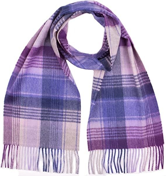 紫色格纹围巾