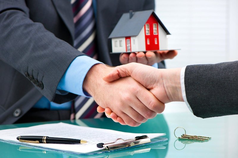buying-house-mortgage-real-estate-apr-getty