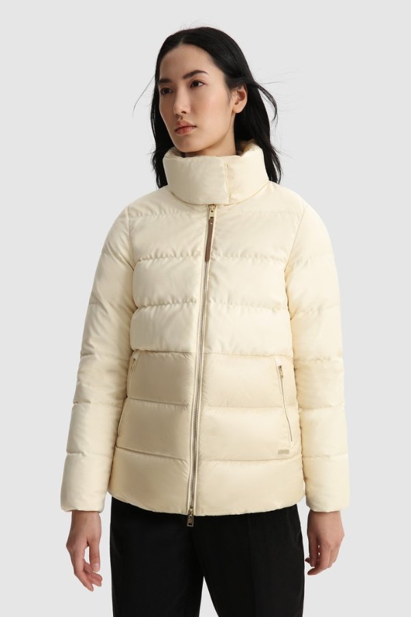 Luxury short down Jacket with horizontal quilting Ivory