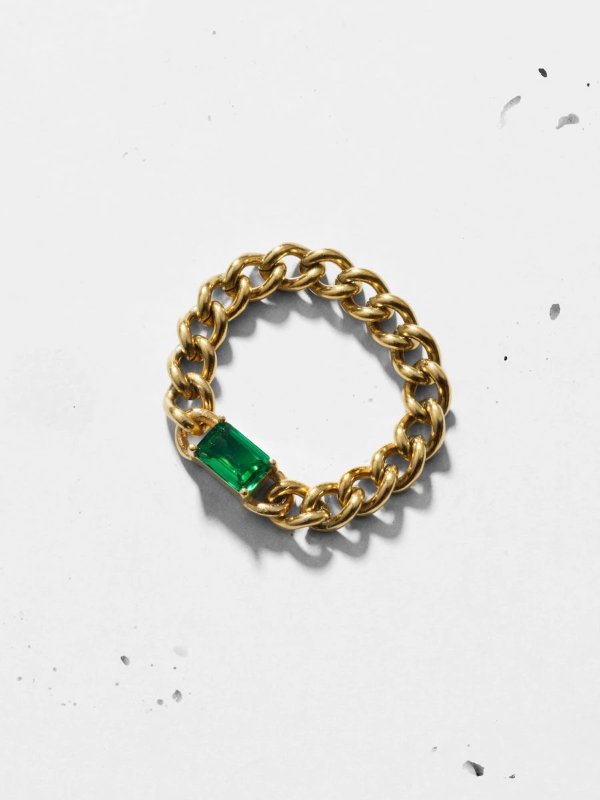 Emerald-cut 锁链绿戒