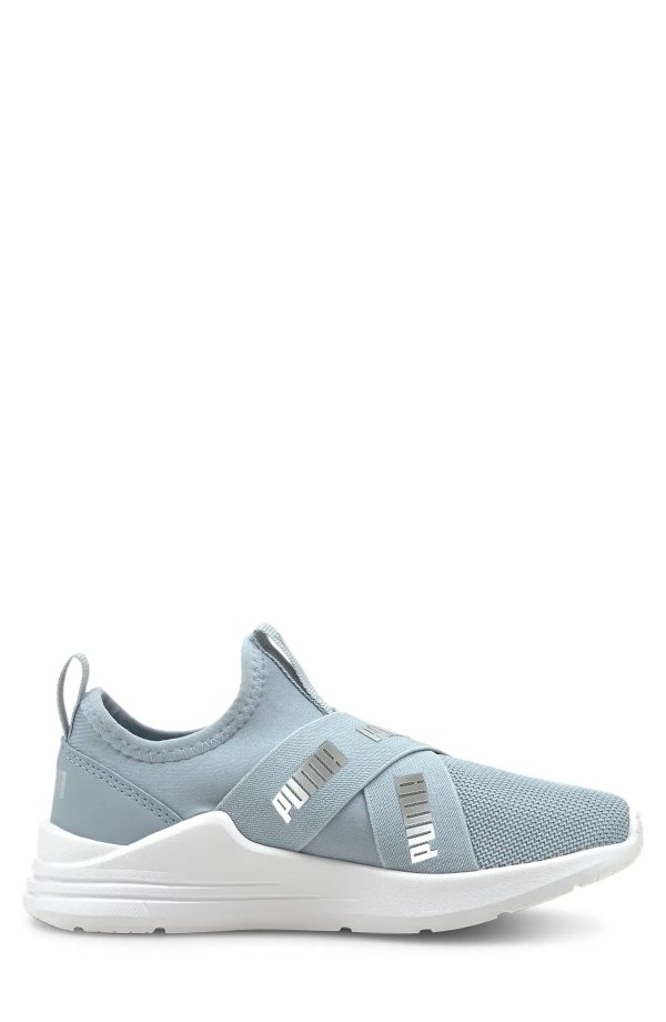 Wired Run Slip-On Flash Sneaker