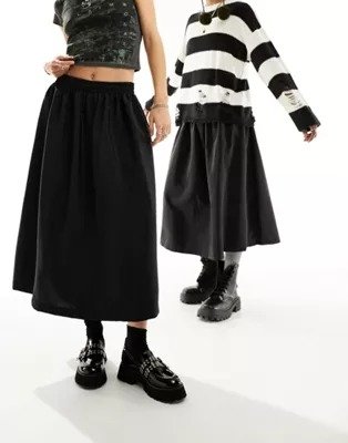genderless nylon skirt in black