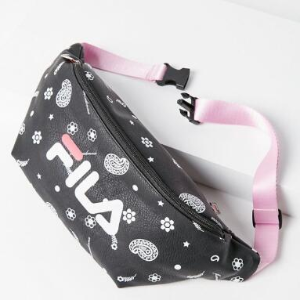 Belt Bag Sale @ Urban Outfitters