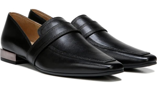 .com |Cicero in Black Leather Flats