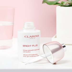 即将截止：Clarins 清透润白系列热卖 收光芒小瓷瓶、美白乳液