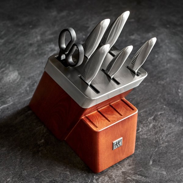 Twin Fin Air 7-Piece Self-Sharpening Knife Set | Sur La Table