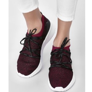 adidas 舒适时尚Ultimamotion跑鞋热销, 精致酒红色