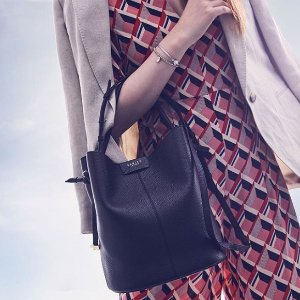 macys.com Select Handbags on Sale