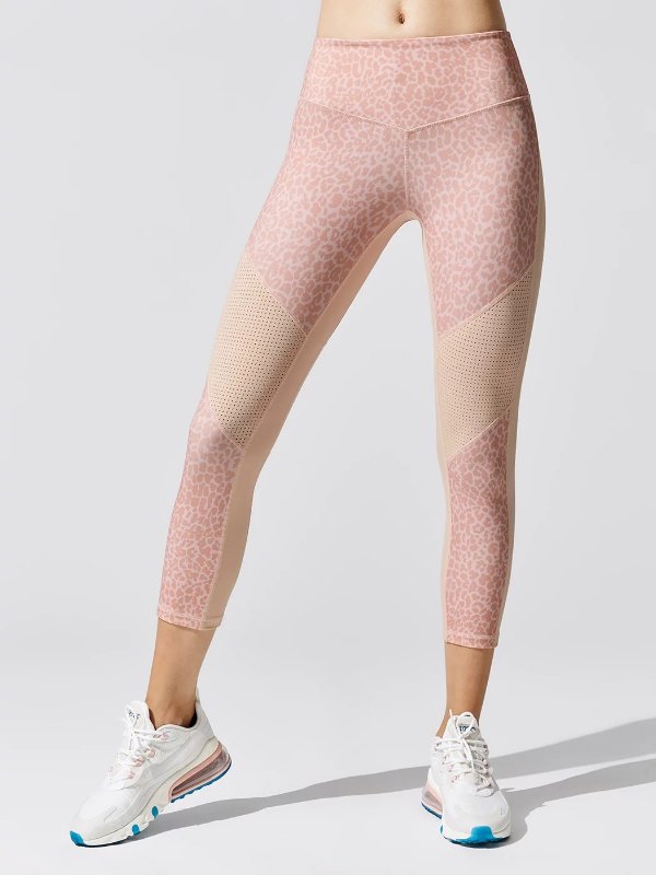 粉色压缩裤