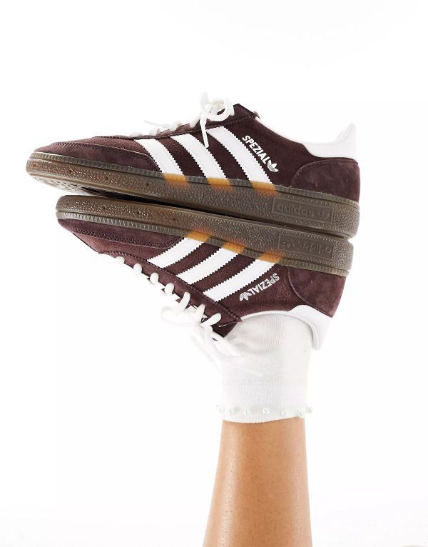 Handball Spezial sneakers in brown and white