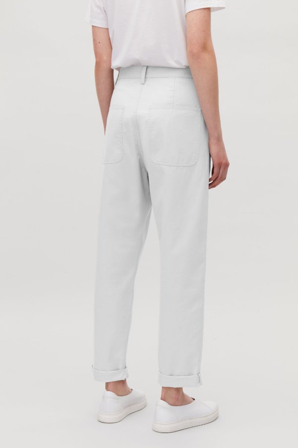 RELAXED TWILL CHINOS - Light grey - Trousers - COS US