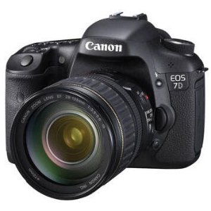 佳能Canon EOS 7D SLR数码相机(带28-135mm f/3.5-5.6 IS USM镜头)