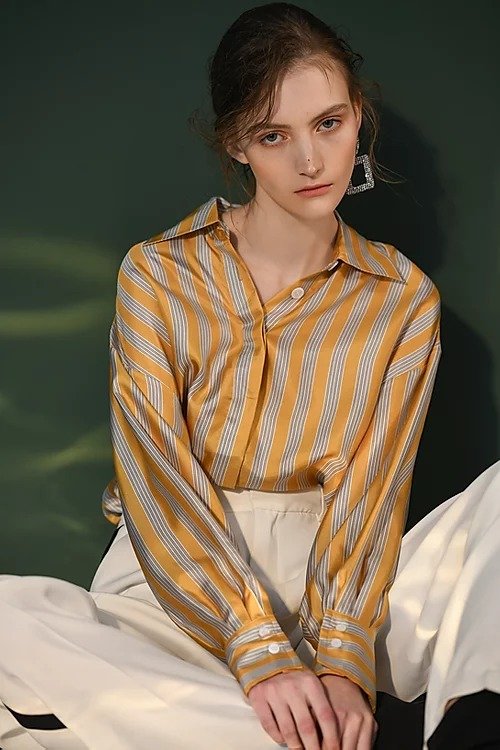姜黄色竖条纹真丝衬衫