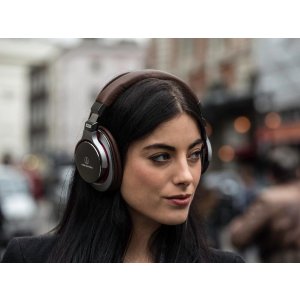 Audio-Technica ATH-MSR7 High Resolution Audio Over-Ear Headphone