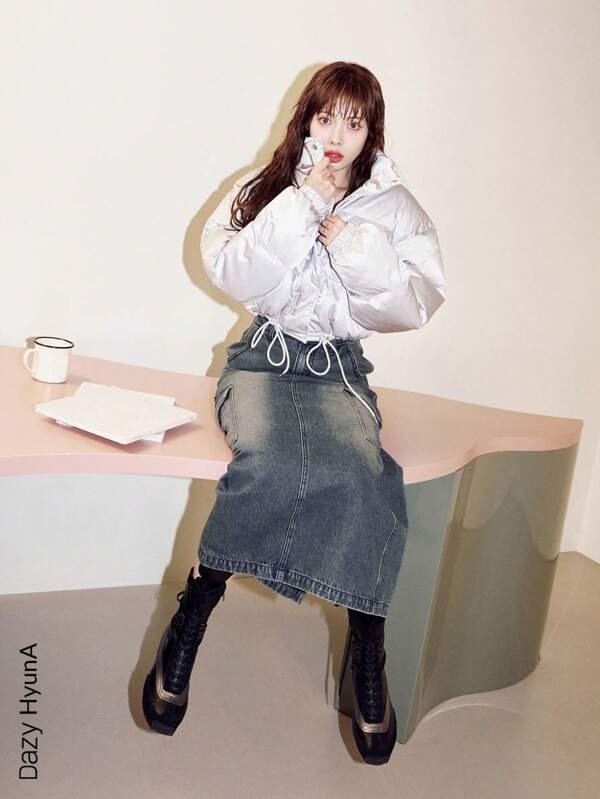Dazy HyunA Kpop Flap Pocket Split Back Denim Skirt