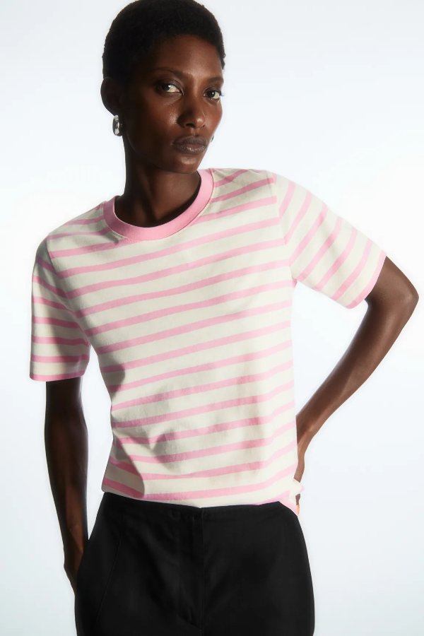 REGULAR FIT T-SHIRT - Pink / striped - T-shirts - COS
