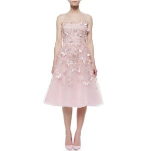 Select Oscar de la Renta Dresses @ Neiman Marcus