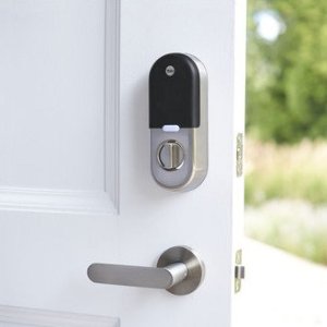 NEST X YALE LOCK (SATIN NICKEL) WITH NEST CONNECT