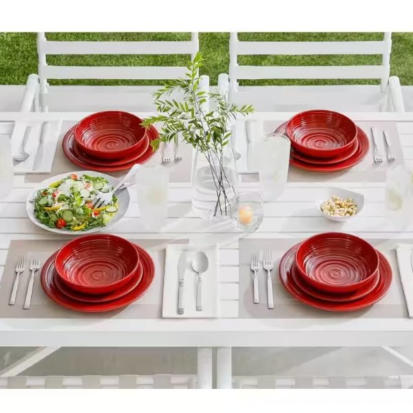 Taryn Melamine Dinnerware Set in Ribbed Chili Red (Service for 4)