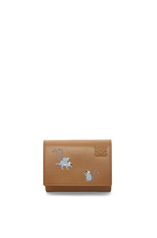 Lemur trifold wallet in satin calfskin 1 Colours