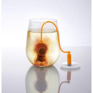Fred and Friends DEEP TEA DIVER Silicone Tea Infuser