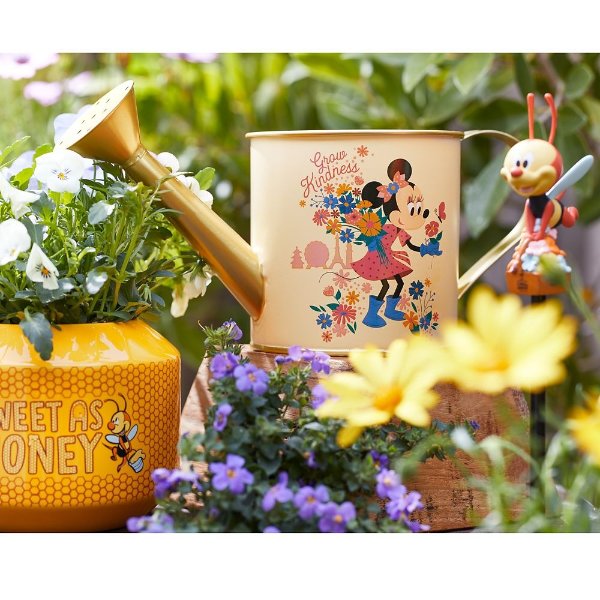 Minnie Mouse Watering Can – Epcot International Flower and Garden Festival 2021 | shopDisney
