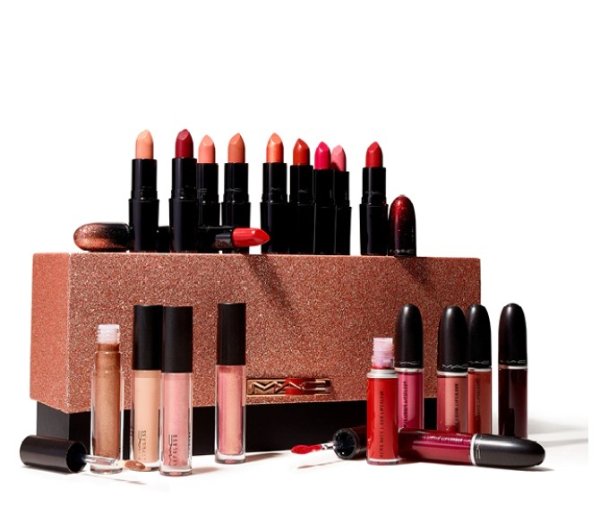 Mac Cosmetics Collector of the Stars Kit