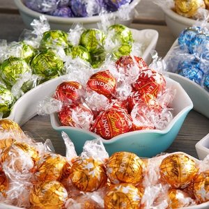 Lindt Chocolate Site-Wide Savings Event
